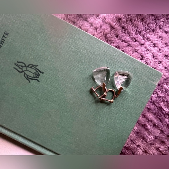 Antique Screw-Back Earrings - Picture 8 of 16